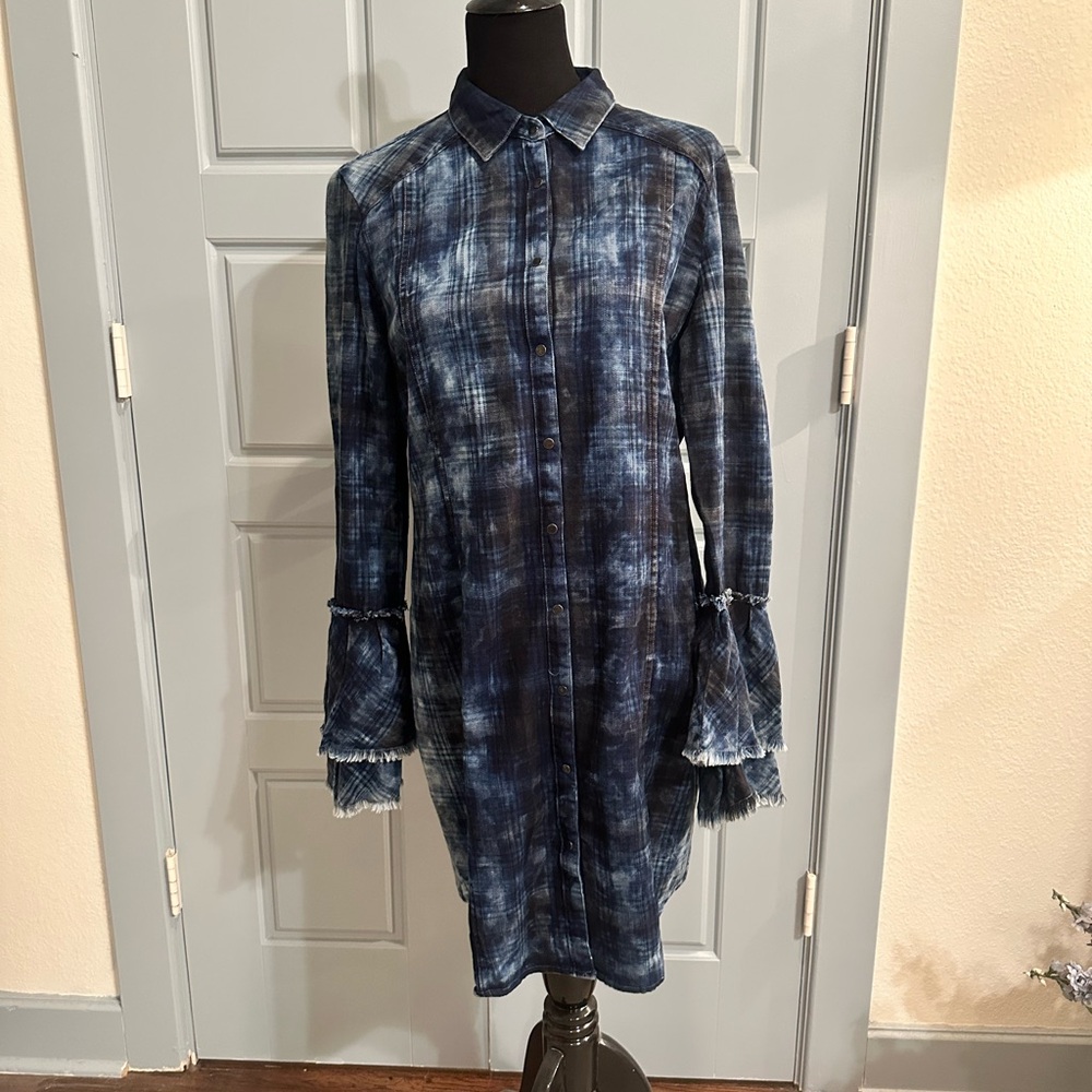 Rodeo Ready! Ryan Michael Women's Indigo Plaid Tiered Sleeve Dress in Size XL. - Picture 7 of 12
